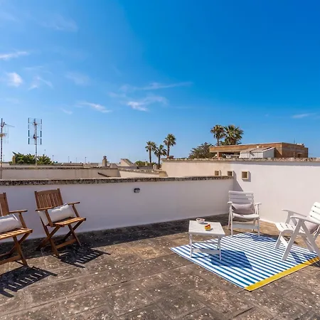 Будинок відпочинку Corte Del Sud Terrace And Sea In Baia Галліполі